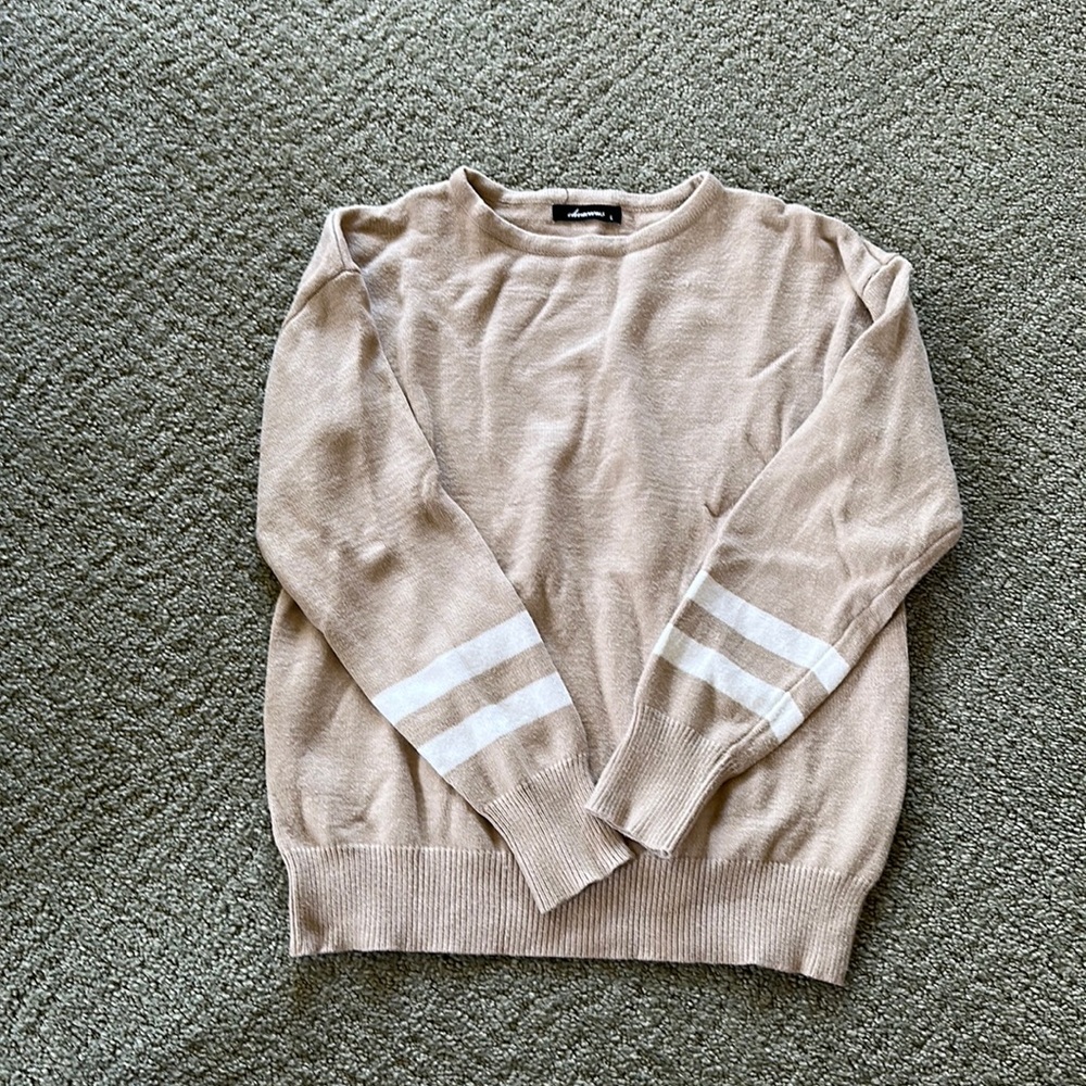 Women’s sweater, size large